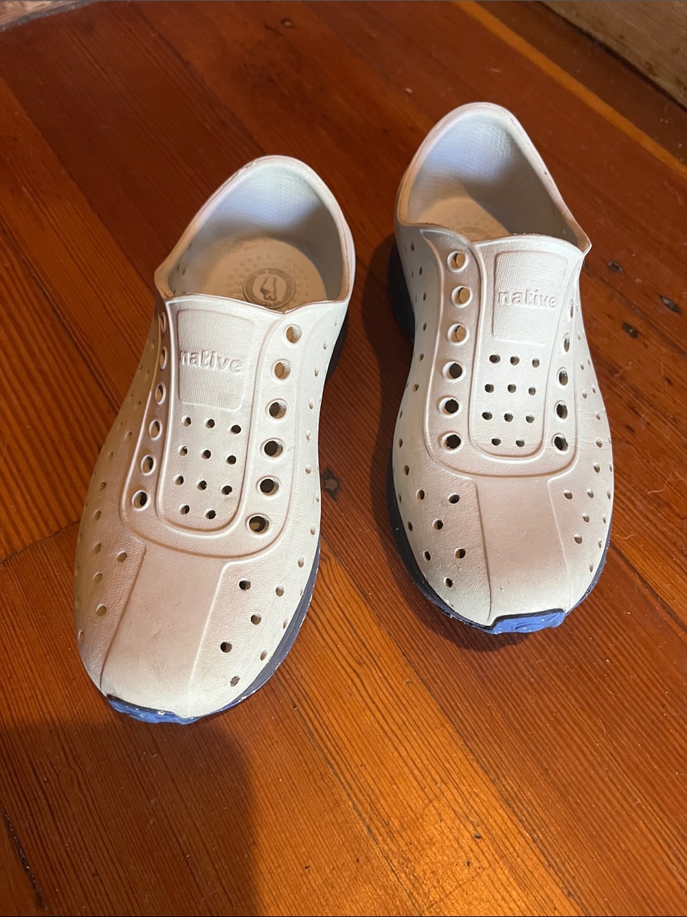 Native Kids C12 Slip-On Perforated Loafers in Light Gray with Blue Accents
